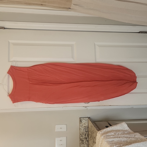 Dress - Picture 5 of 6